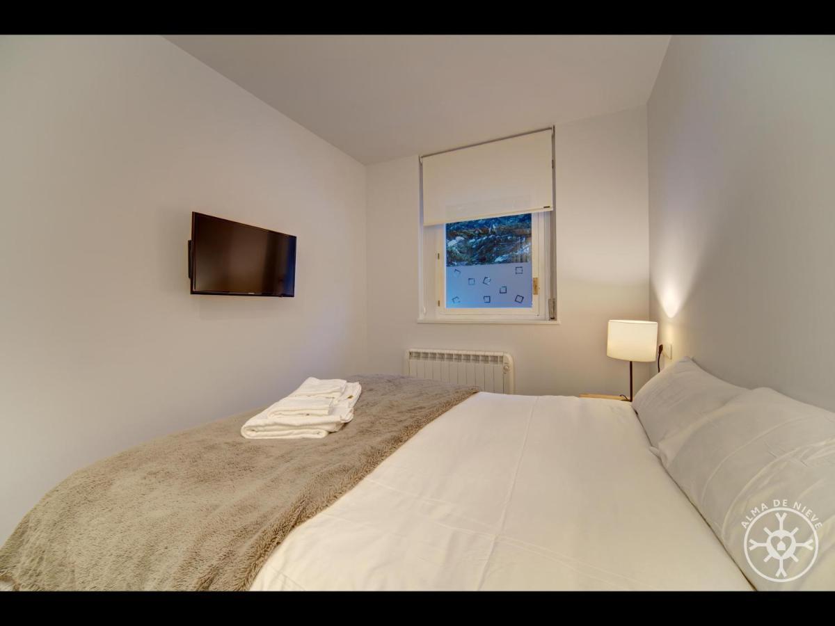 Salana De Alma De Nieve Apartment Baqueira Beret Exterior photo